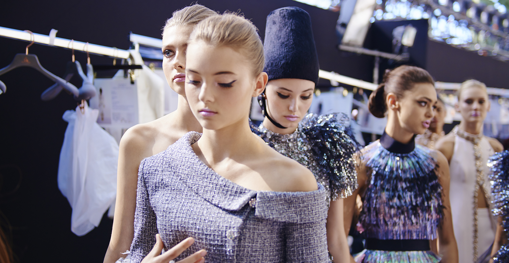 Backstage for the Fall-Winter 2017-18 haute couture collection by Ralph & Russo Fashion Week Paris | René Furterer